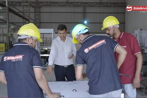 6_Skilled_Engineering_Team